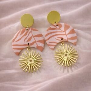 Soleil Blush Star Earrings